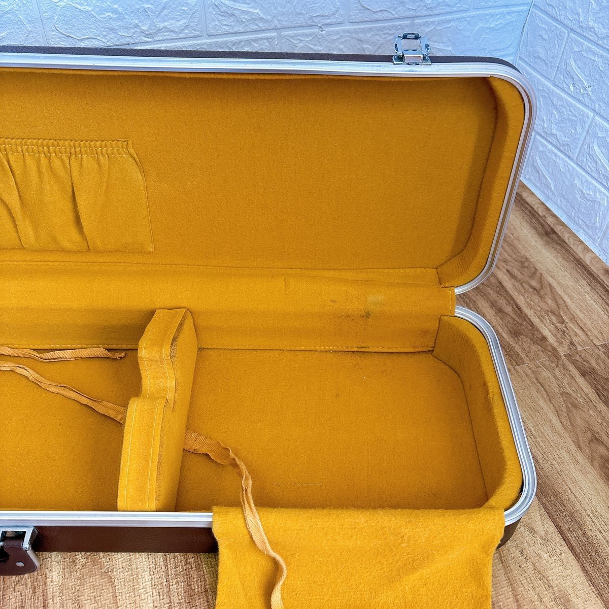 ハード レザー調