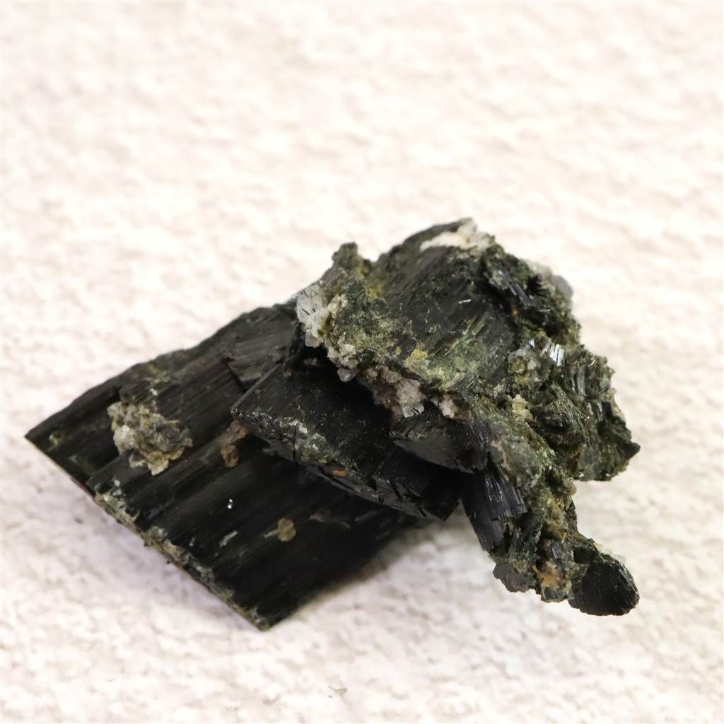 ザギマウンテン産 29mmエジリン輝石