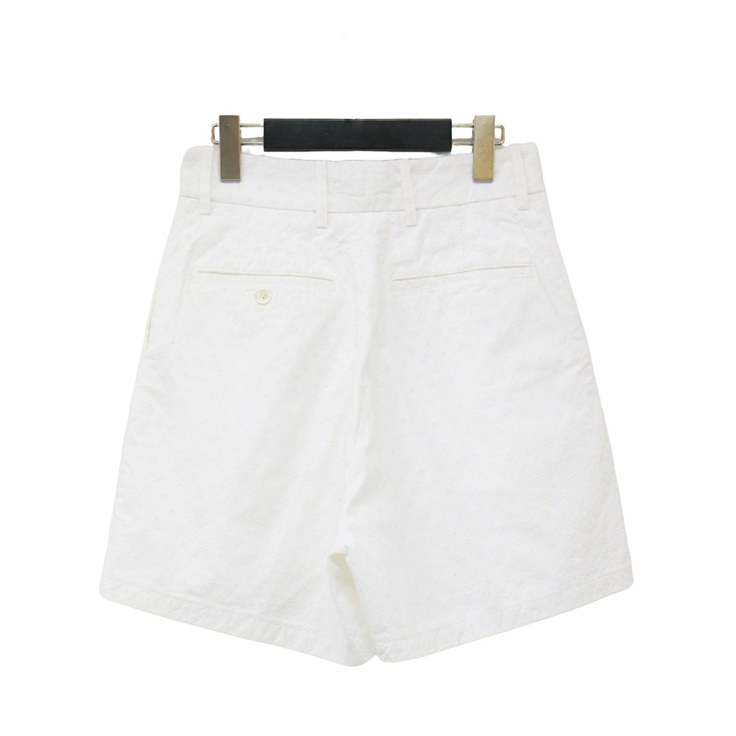 MADISONBLUE マディソンブルー ショートパンツ SS アイボリー MADISONBLUE/マディソンブルー】CUTOFF SHORT WHITE デニム