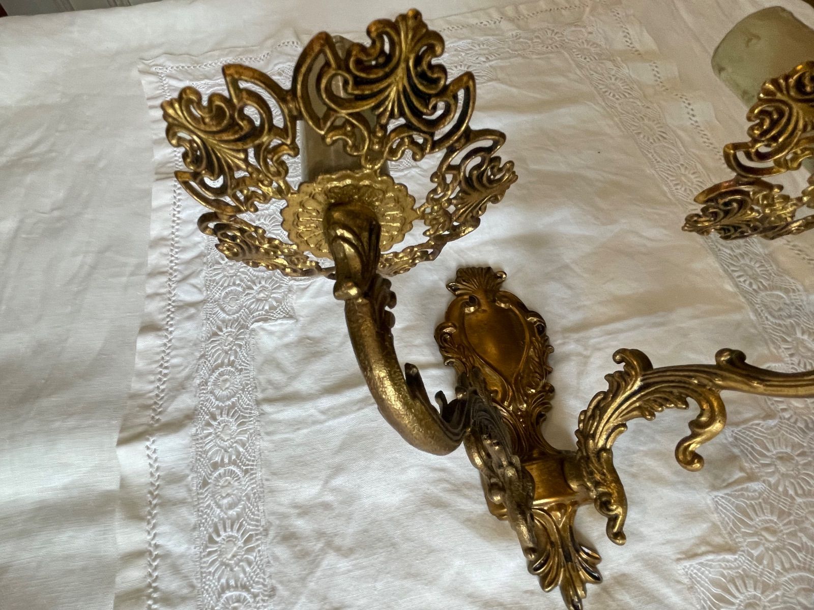 全品送料無料！ フランスアンティーク A ウォールランプ 真鍮 レースデザイン A 817