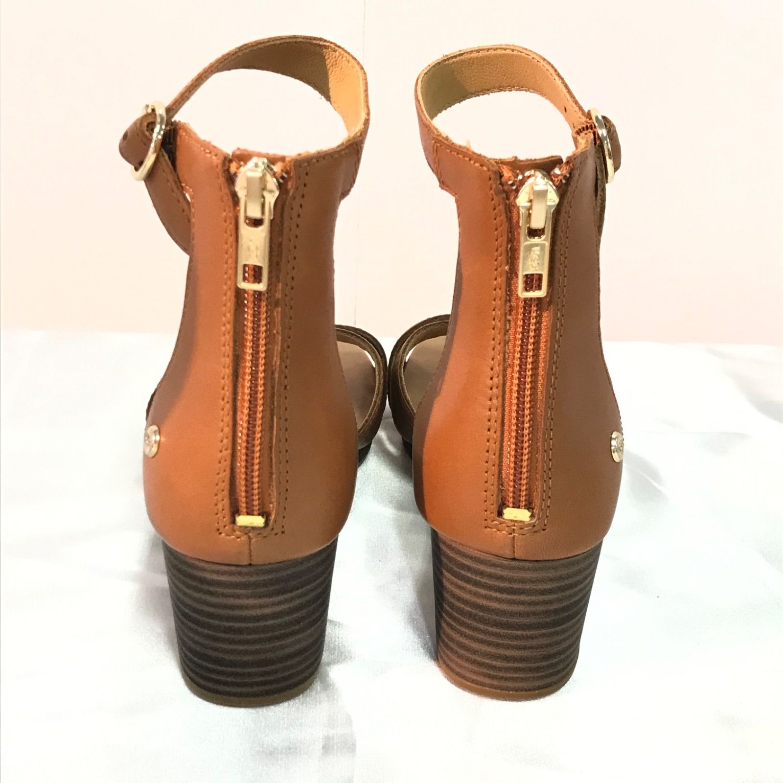 UGG ウエッジサンダル　25cm UGG（アグ）】ブラック スウェード ウェッジサンダル（SIZE:25