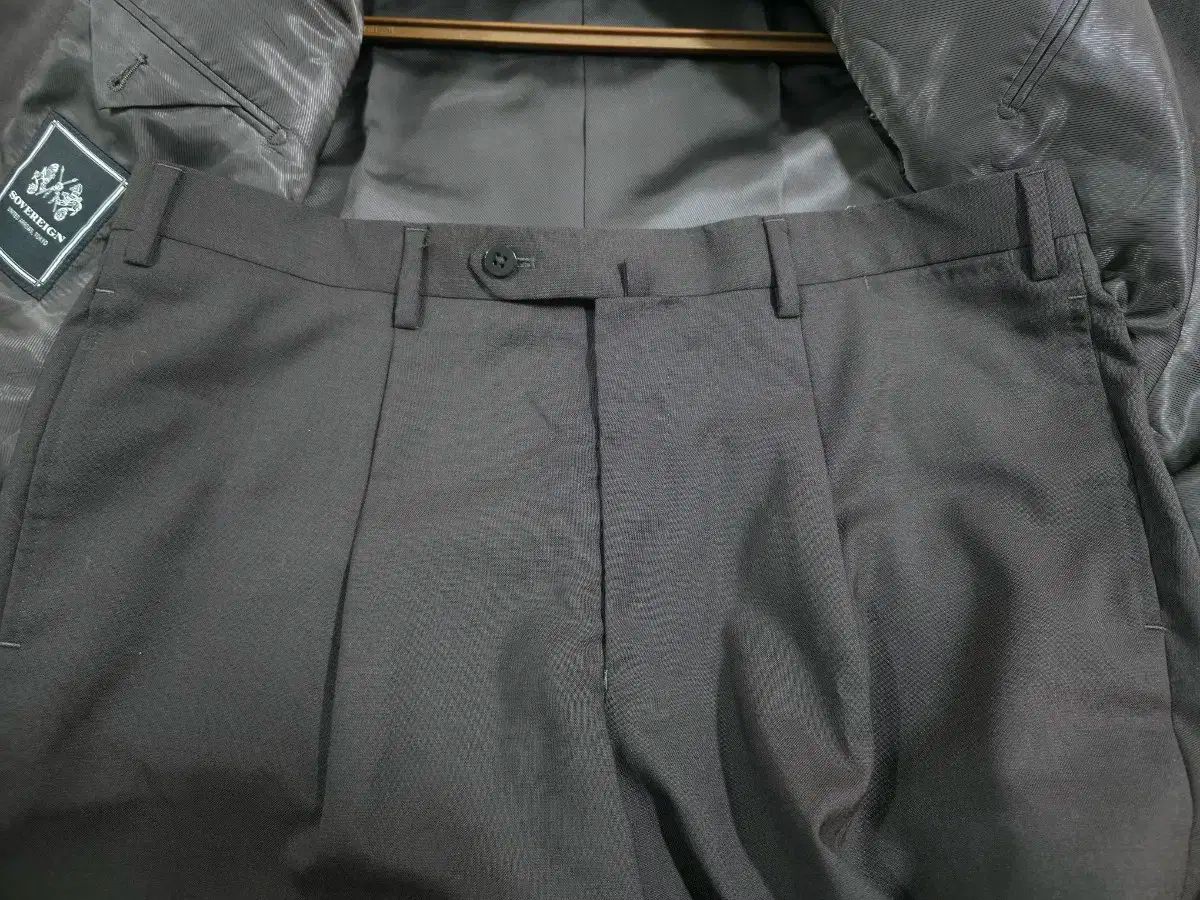 ソブリン ダークブラウン モヘア スーツ WWW_KANDAIZUMI_COM