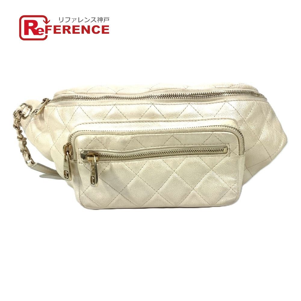 専用ページです。 CHANEL シャネル ボディバッグ CC ココマーク マトラッセ AS0556