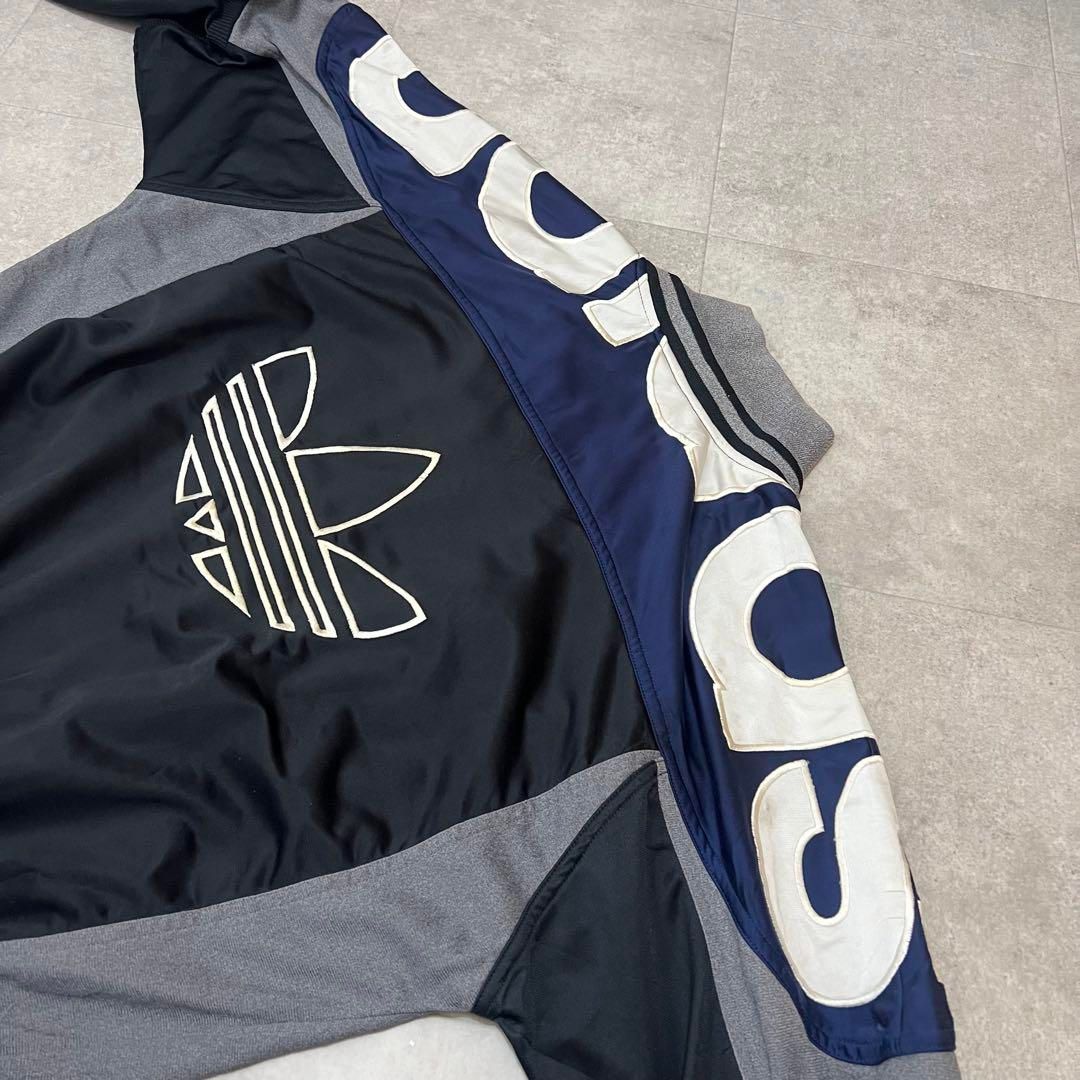 希少デザイン アディダス adidas トラックジャケット ジャージ