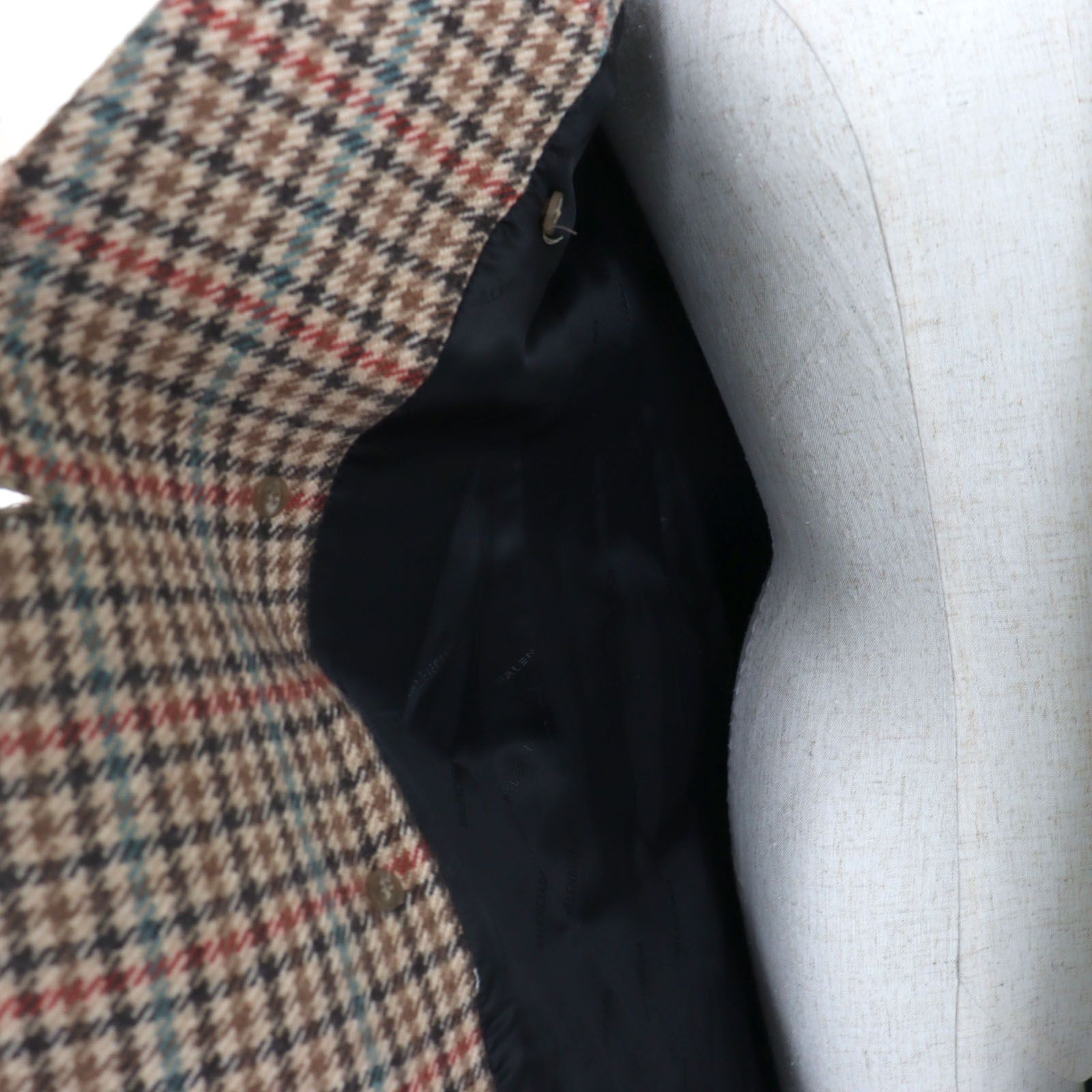 【15%OFF☆送料無料】 ○BALENCIAGA バレンシアガ 479864 ロゴボタン 裏地ロゴ総柄 ピークドラペル ダブルチェスターコート ブラウン系 チェック柄 34 イタリア製 レディース 欲しいモノを一括サーチ。