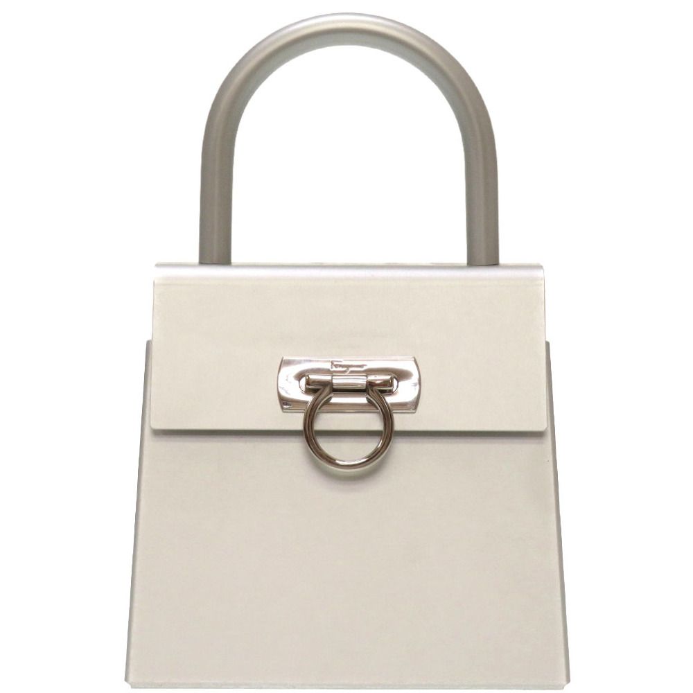 Salvatore Ferragamo シルバーハンドバッグ シルバー（銀色）系 FERRAGAMO(フェラガモ) ショルダーバッグ
