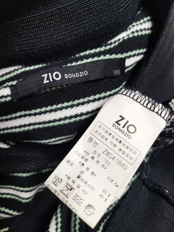 100