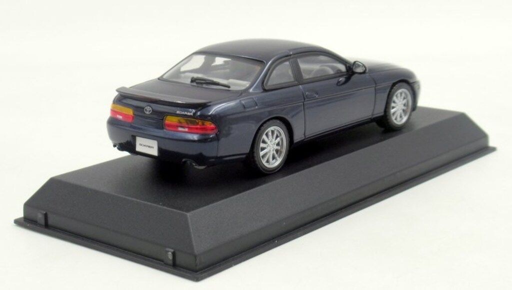 トヨタ ソアラ 2.0GT-TWIN TURBO L 1988 スーパーホワイトIII