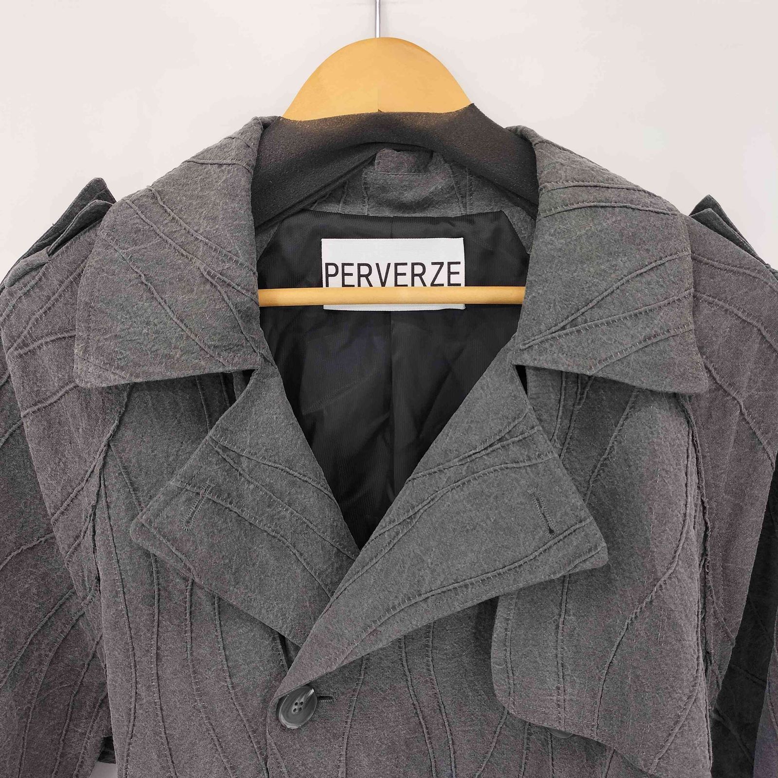 PERVERZE トレンチコート PERVERZE トレンチコート
