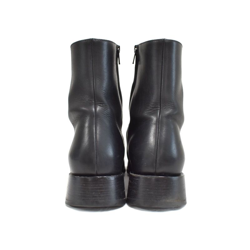 送料関税込★Balenciaga★カゴーレ レザー アンクルブーツ BALENCIAGA Cagole レザー アンクルブーツ ファスナー＆スタッズ