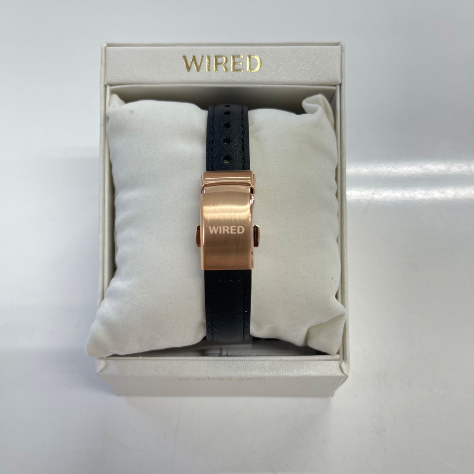 TM7 新品 WIRED ワイアード 腕時計 レディース AGET725 稼働品 - メルカリ