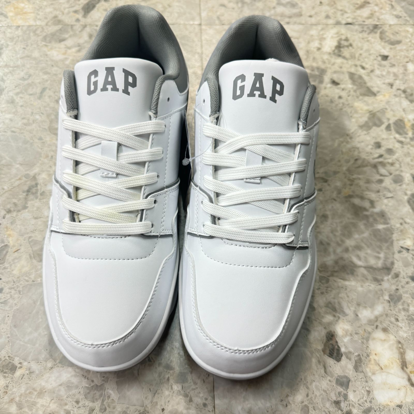 ギャップ スニーカー 防水 レディース メンズ GAP ローカット 雨