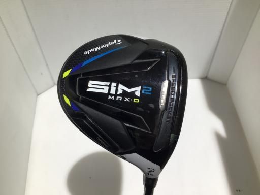 iPad第8世代,Wi-Fi,128GB,Gold. 節約 バッテリー最大容量90%