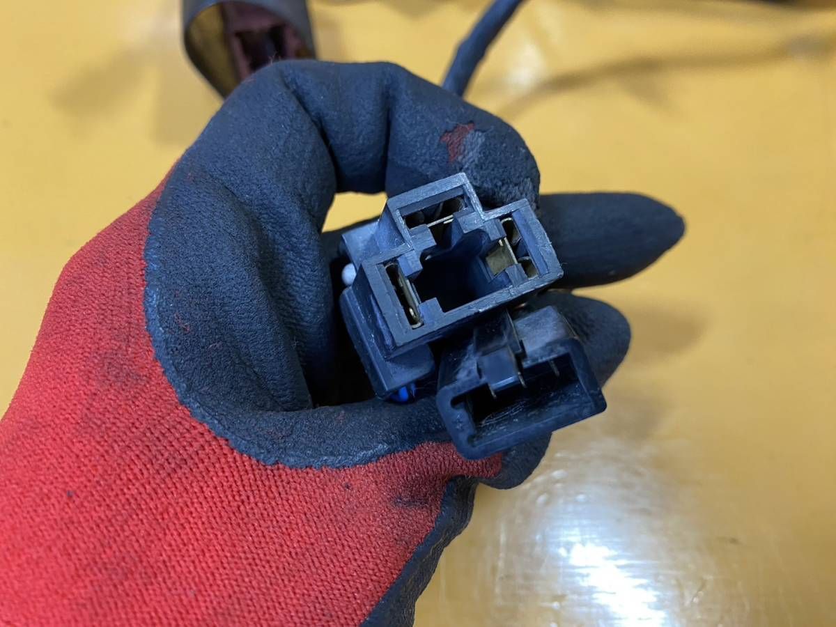 全国送料無料】20628-09572 ホンダ フォルツァX MF08-100 純正