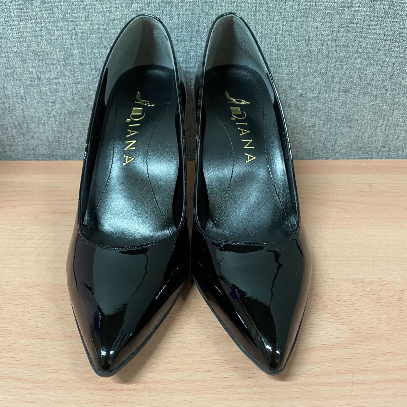 DIANA ダイアナ クロスストラップパンプス チャンキーヒール 黒