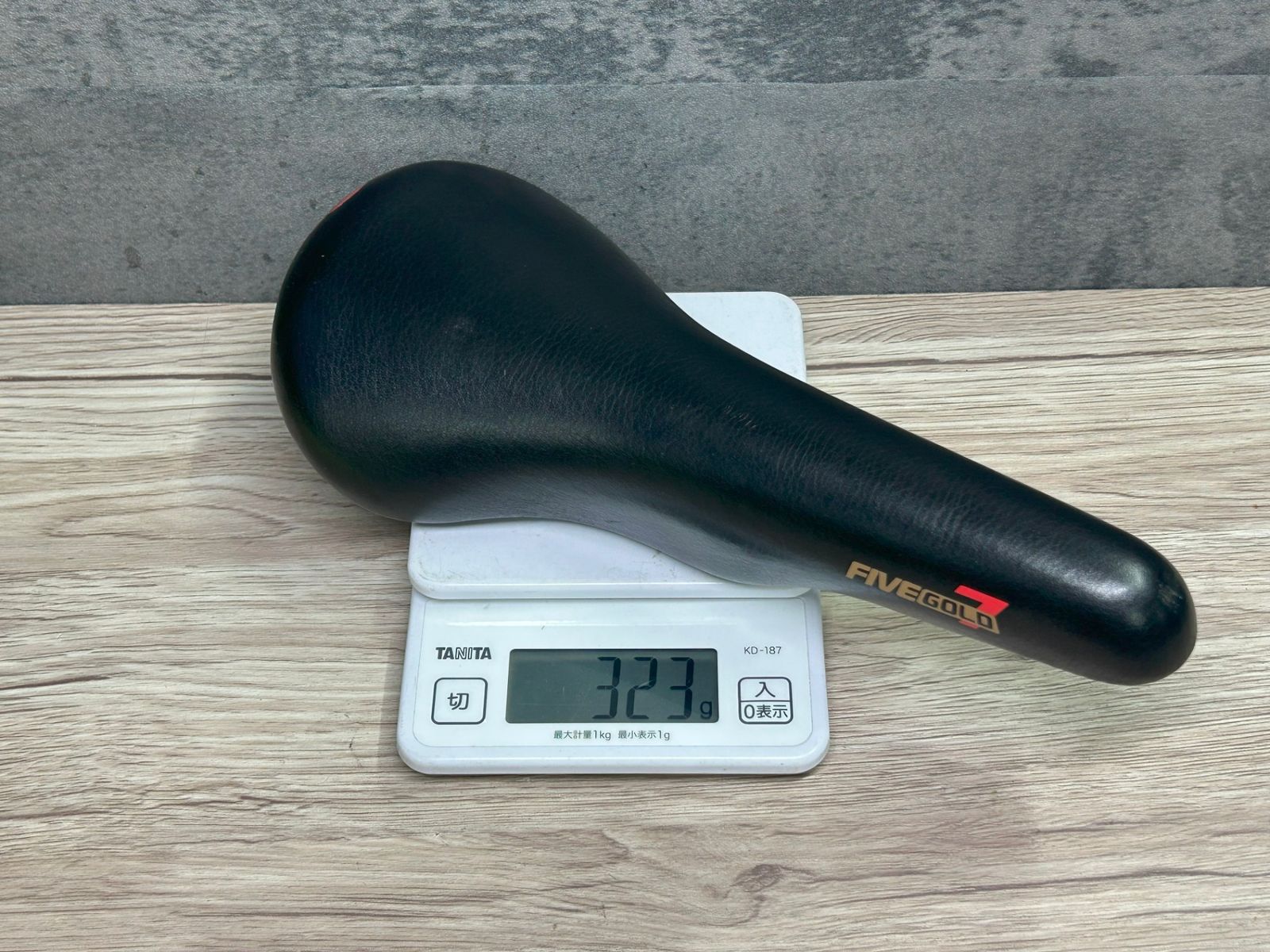 希少品 KASHIMAX FG-8P ソフリナ白 30mm NJS サドル カシマックス