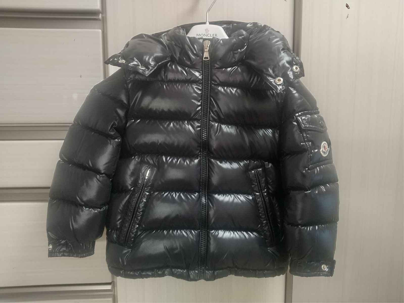 モンクレール MONCLER ブラック ブルゾン コート キッズ 104