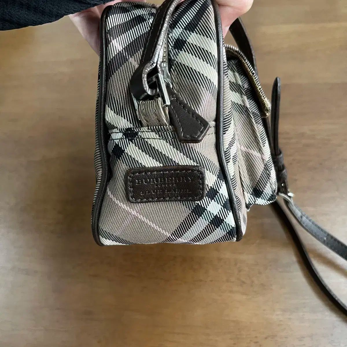 Burberry バーバリー ブルーラベル クロスバッグ