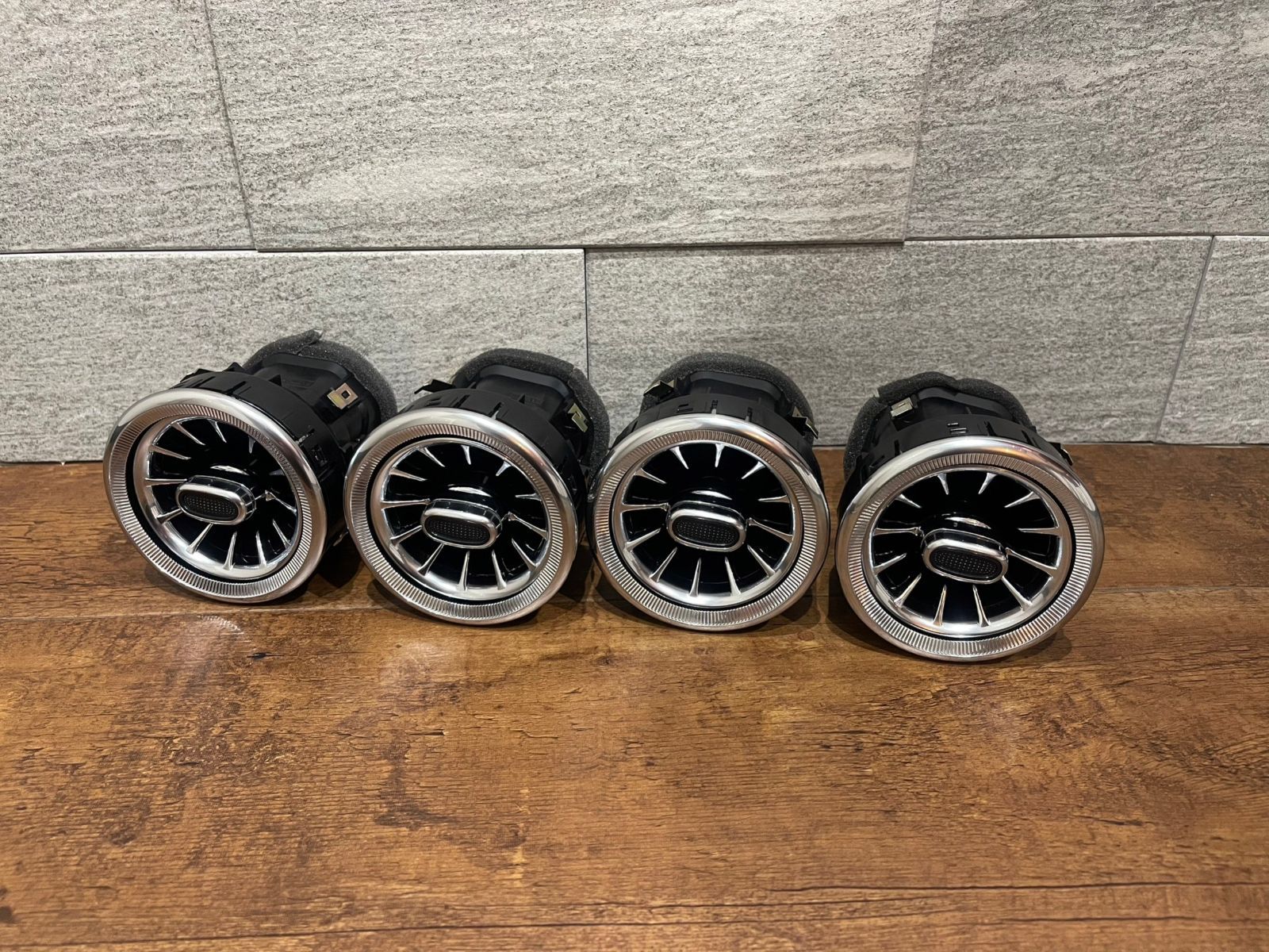 ベンツ Vクラス W447 前期|中期 エアコンルーバーアンビエント 4PCS 商品番号4758