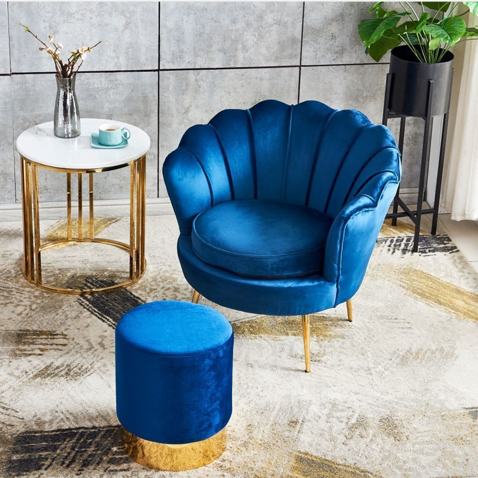 Hugo Frandsen 3本脚のオットマン/スツール チーク材 Spottrup