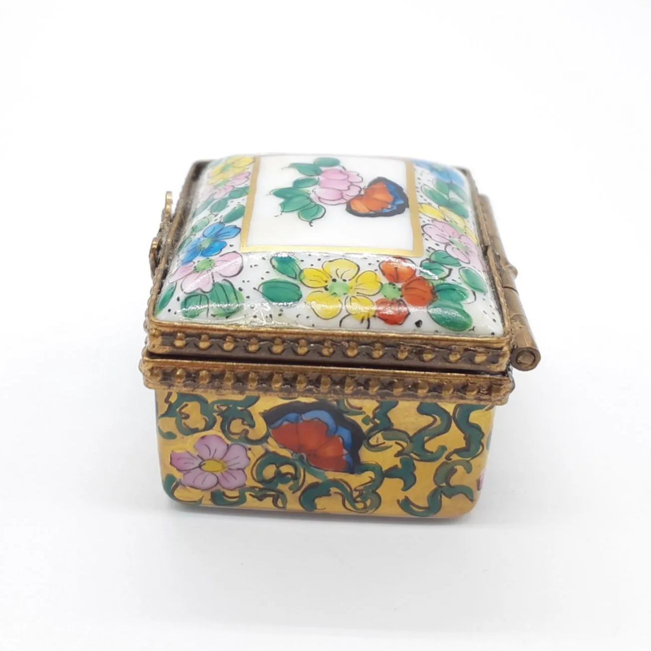 リモージュボックス パン　陶器 フランス製　蓋付きボックス　小物入れ リモージュボックス パン 陶器 フランス製 蓋付きボックス 小物入れ