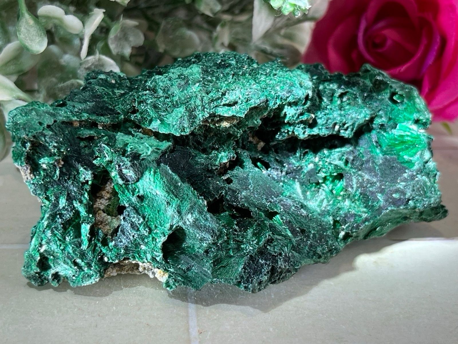 ベルベットマラカイト 孔雀石 針状結晶 ラフストーン 原石 クラスター