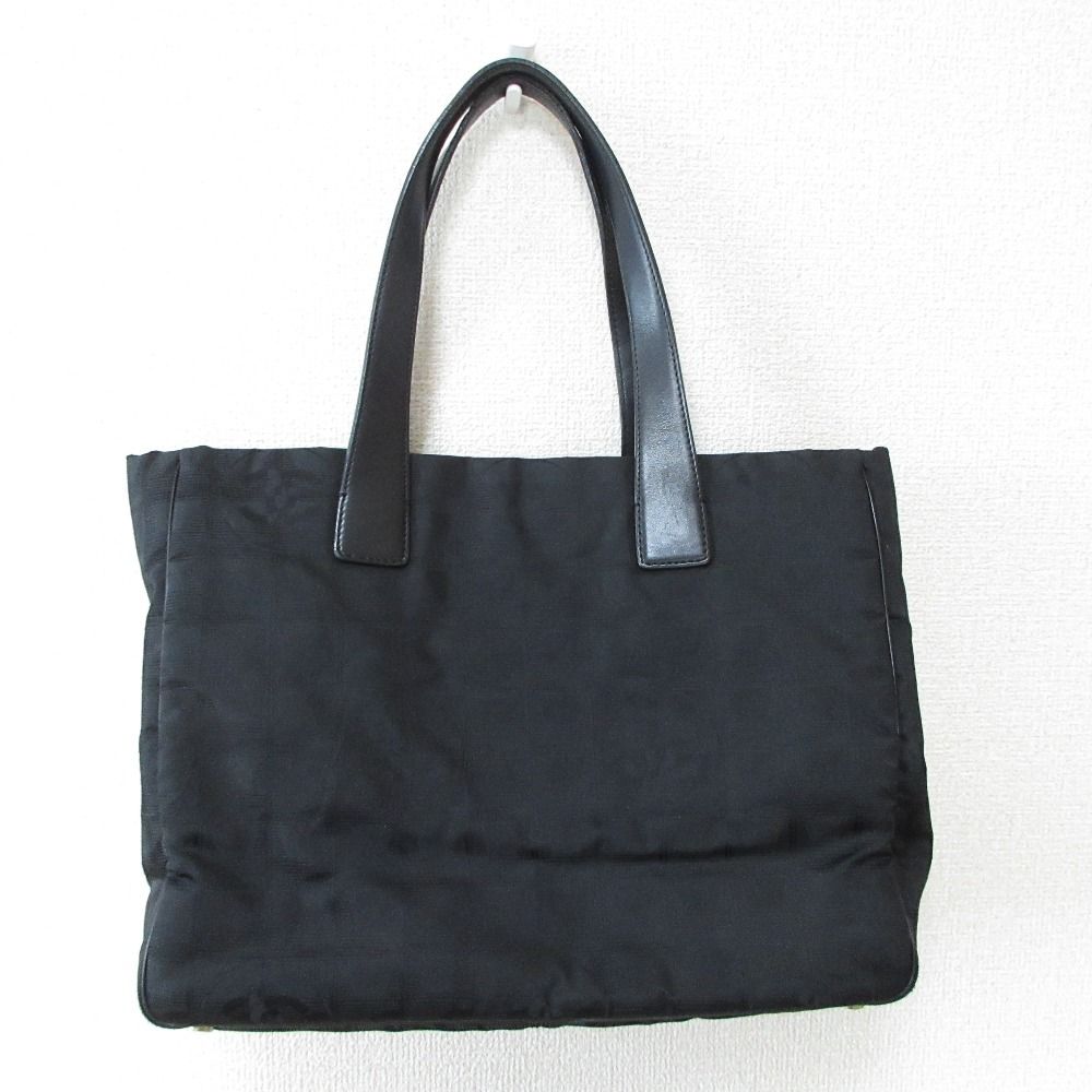 【美品】CHANEL トートバッグ 黒 ブラック ココマーク　ニュートラベル 美品 CHANEL シャネル ニュートラベルライン ココマーク トート