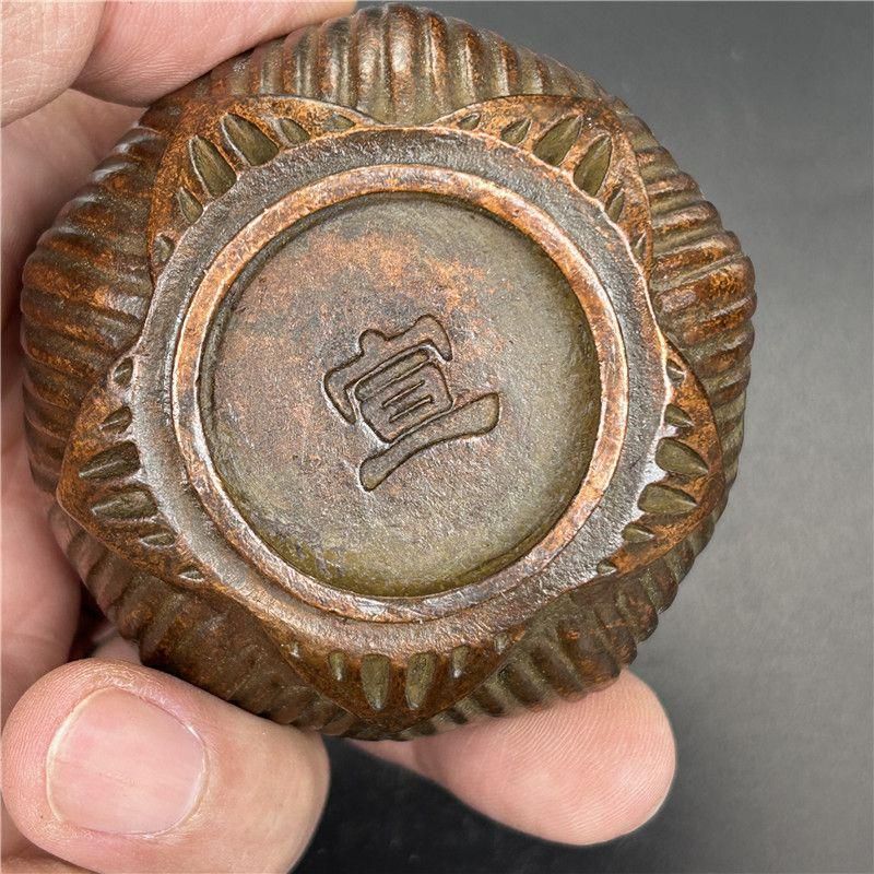 菊の花  香炉  茶道具 香道具  工芸品 美術品 置物 菊の花 香炉 茶道具 香道具 工芸品 美術品 置物