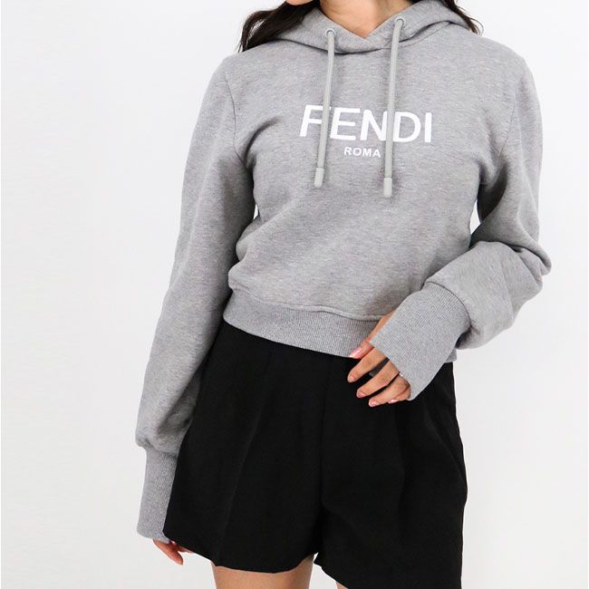 FENDI フェンディ レディースロゴフーディ FS7516 ALCBF1IHH パーカー 裏起毛 長袖 ロゴ刺繍 スウェット トレーナー ブランド  - メルカリ