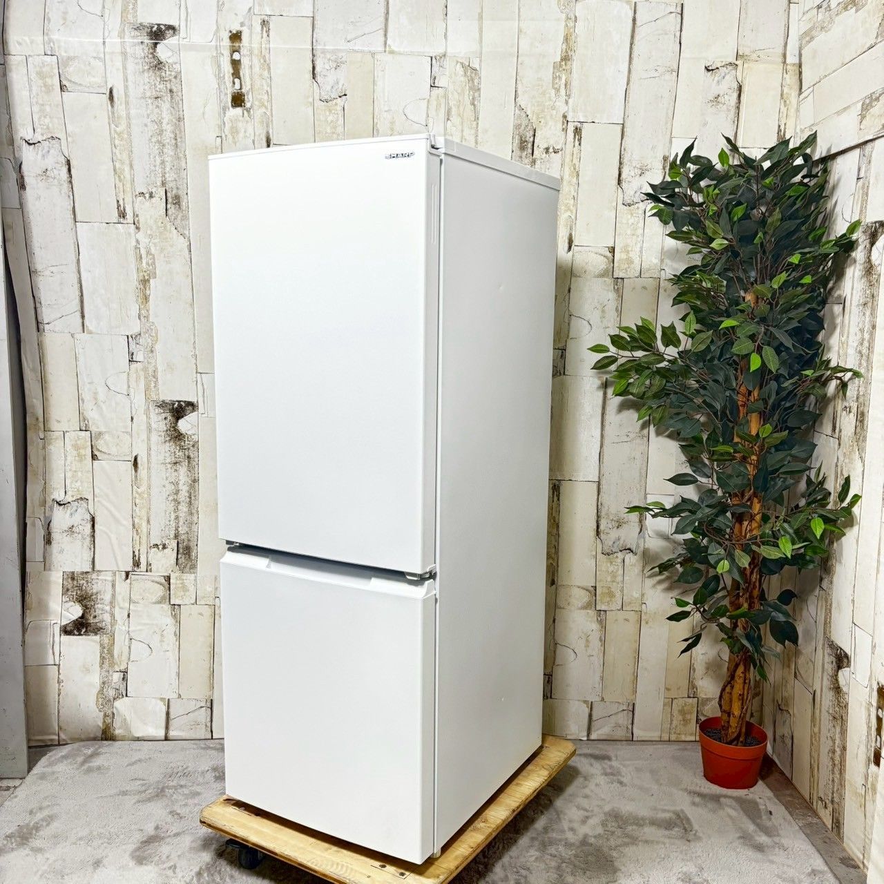 専用【2023年製】 SHARP シャープ SJ-D18J-W 冷蔵庫 - メルカリ