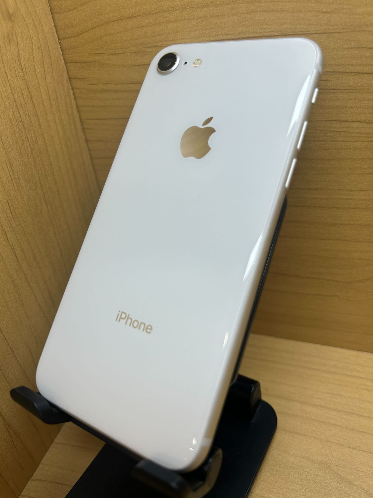 iPhone8 SIMロックあり 61704】【SIMロック解除済】iPhone 8 アウトレット 64GB au シルバー