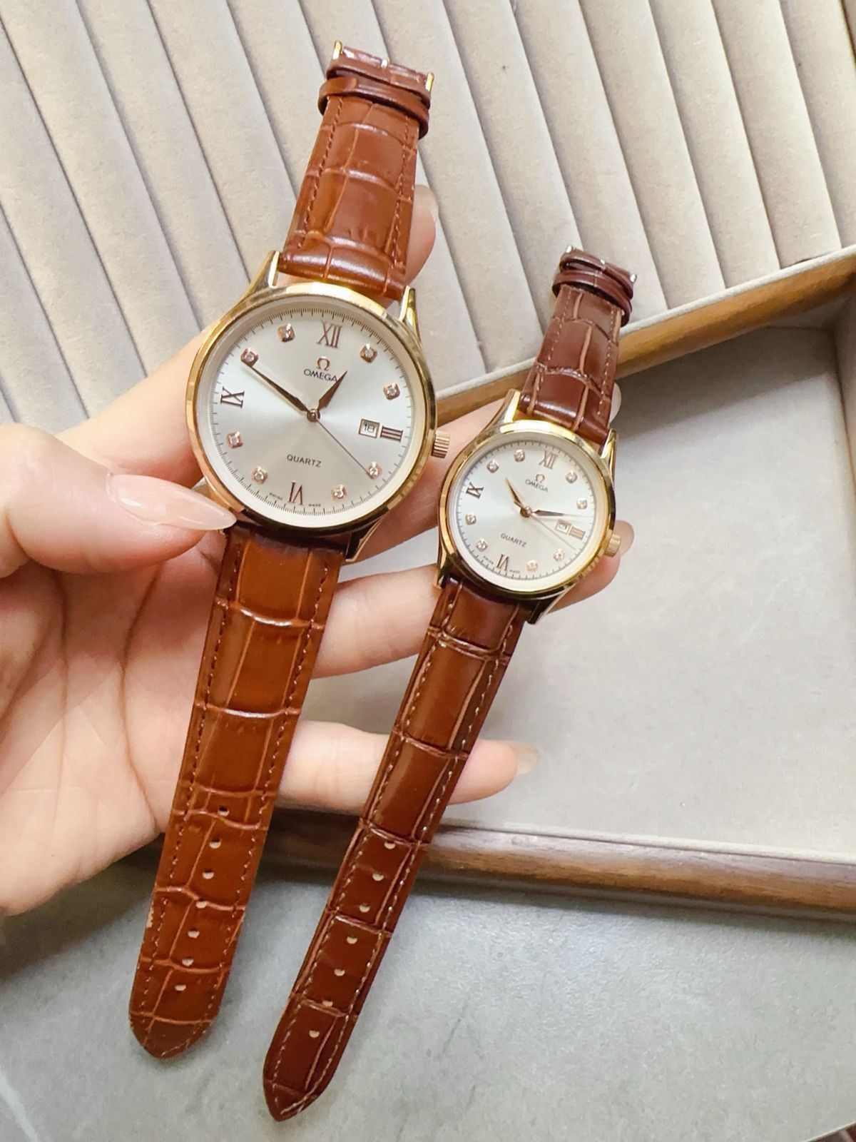 OMEGAの綺麗な腕時計♡ 永遠のペア】オメガ カップルウォッチ 40mm&30mm｜光を纏う316L