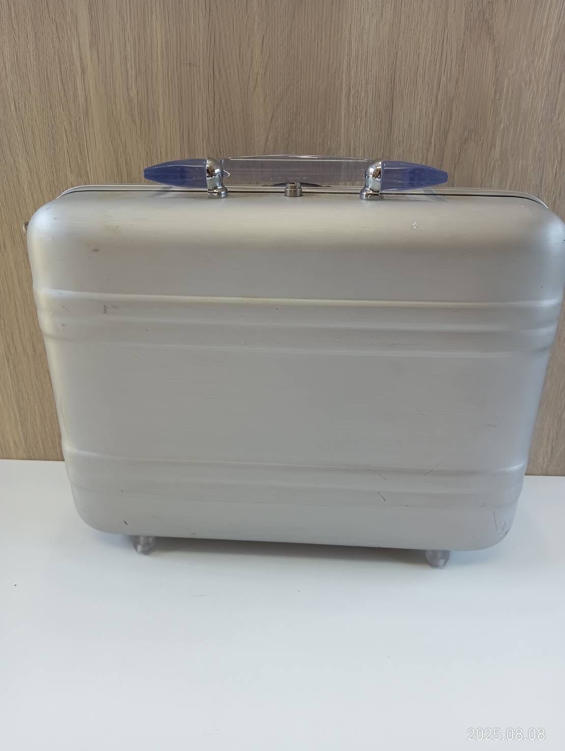 ゼロハリバートン　アルミ　アタッシュケース　2way ショルダー　内装美品 中古品】 ZERO HALLIBURTONゼロハリバートン ミニ