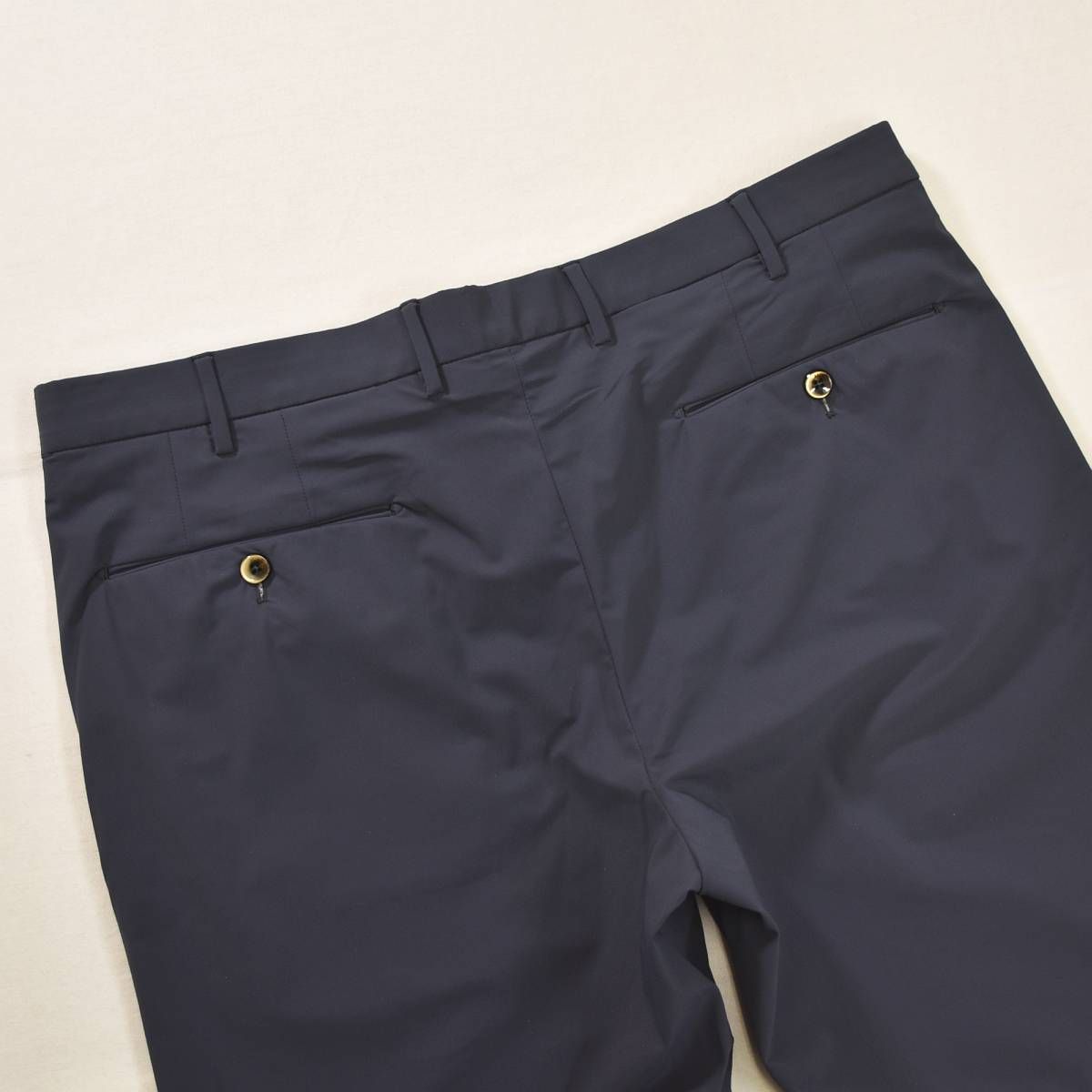 美品】 ルーマニア製 ピーティートリノ PT TORINO BERMUDA