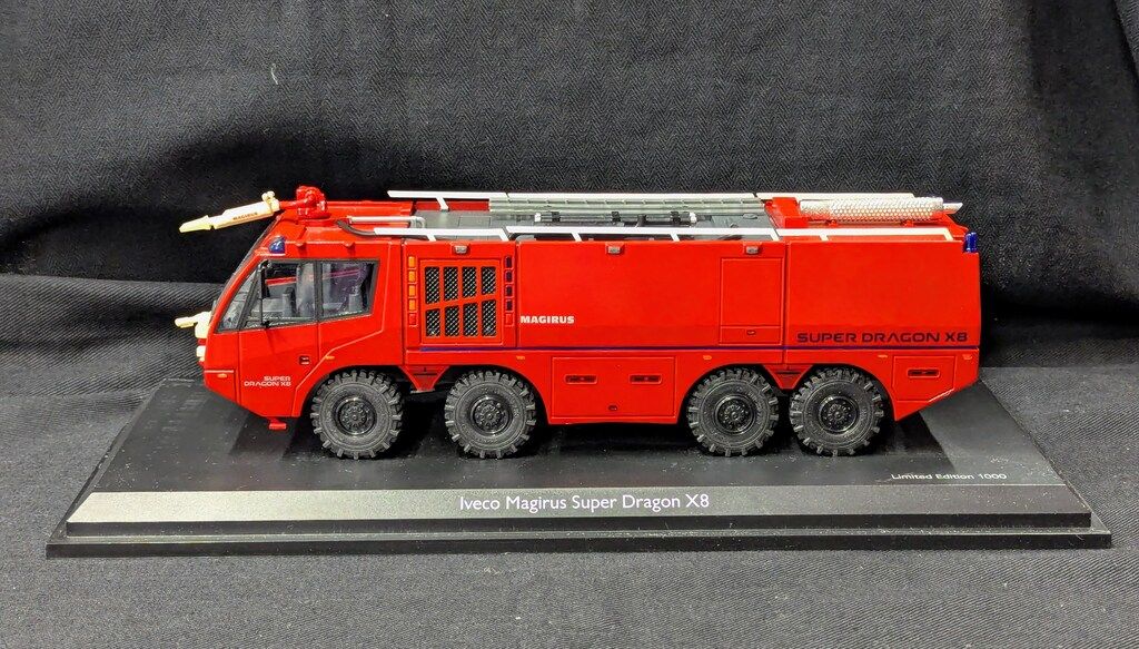 SCHUCO 1 43 Lveco Magirus Super Dragon X8 7135