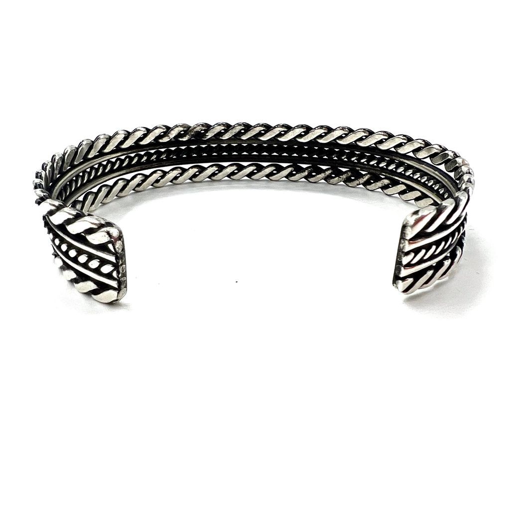 専用 Sterling Tahe バングル Navajo ナバホ族 インディアン INDIAN JEWELRY】 NAVAJO ナバホ族 Elaine Tahe (ベニー・タヘ