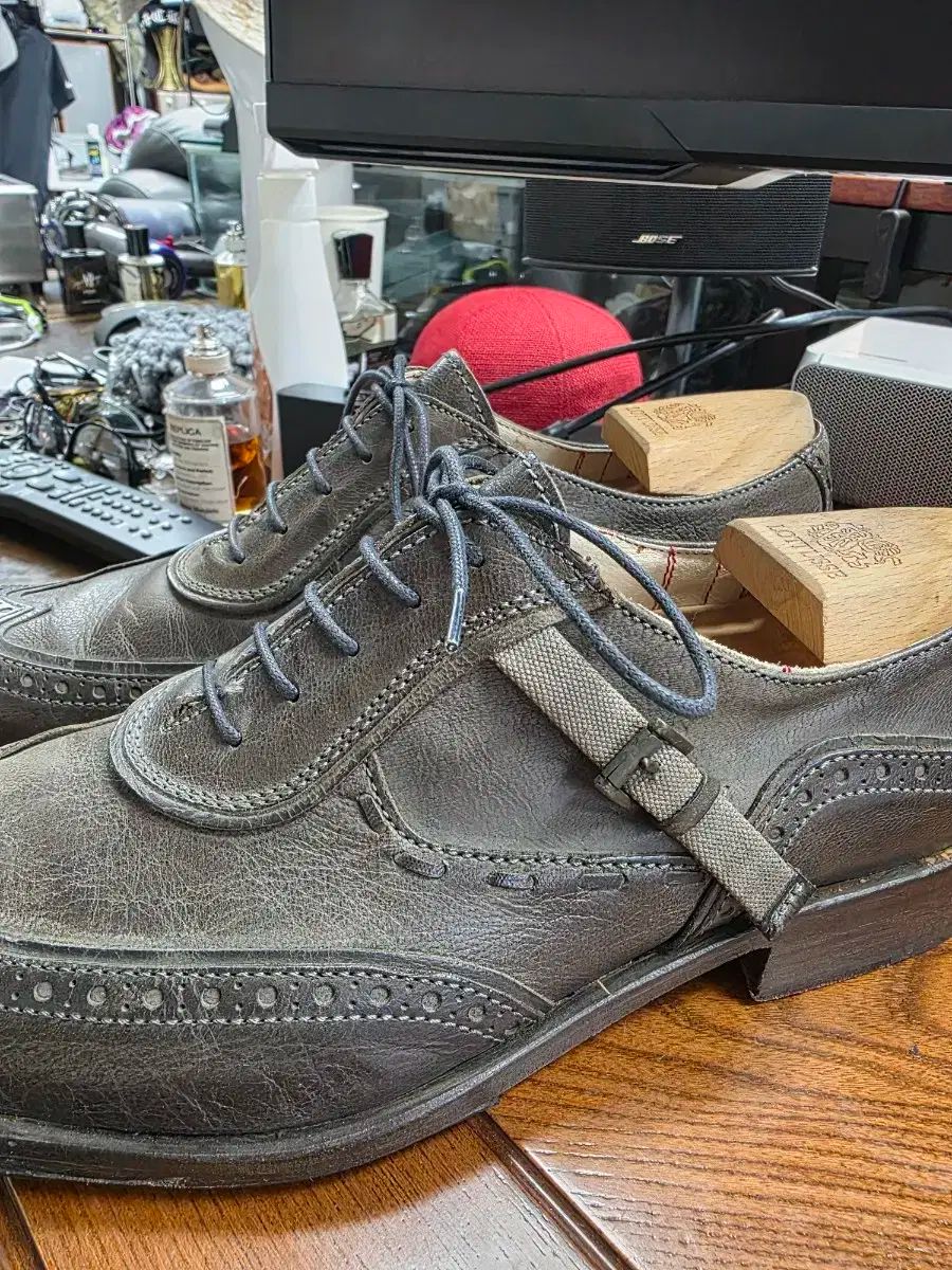 イタリア DIESEL ウイングチップ 265 mm