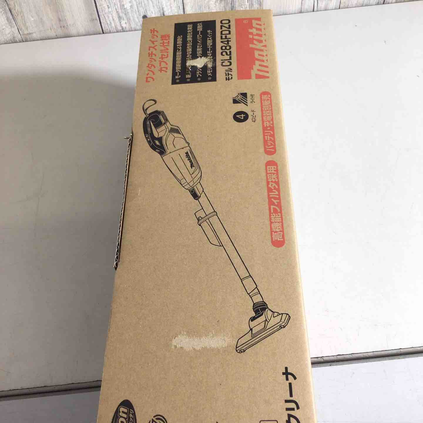 makita コードレスクリーナー