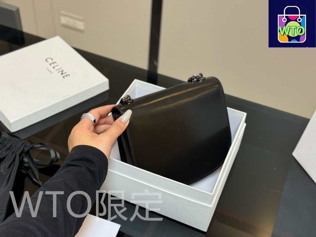 Celine] トリオンフ ミニバッグ - 専用ボックス付き | セリーヌ