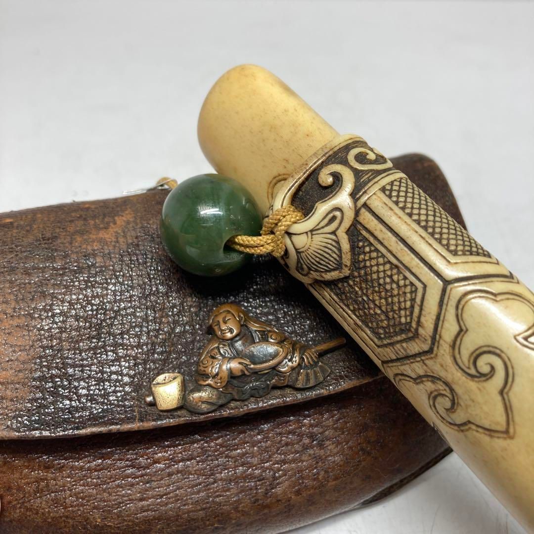 江戸時代　極上彫　骨製煙管筒　煙草入　重さ106g 東H5-1010②トコサ 江戸時代 極上彫 骨製煙管筒 煙草入 重さ106g 東H5-1010②トコサ