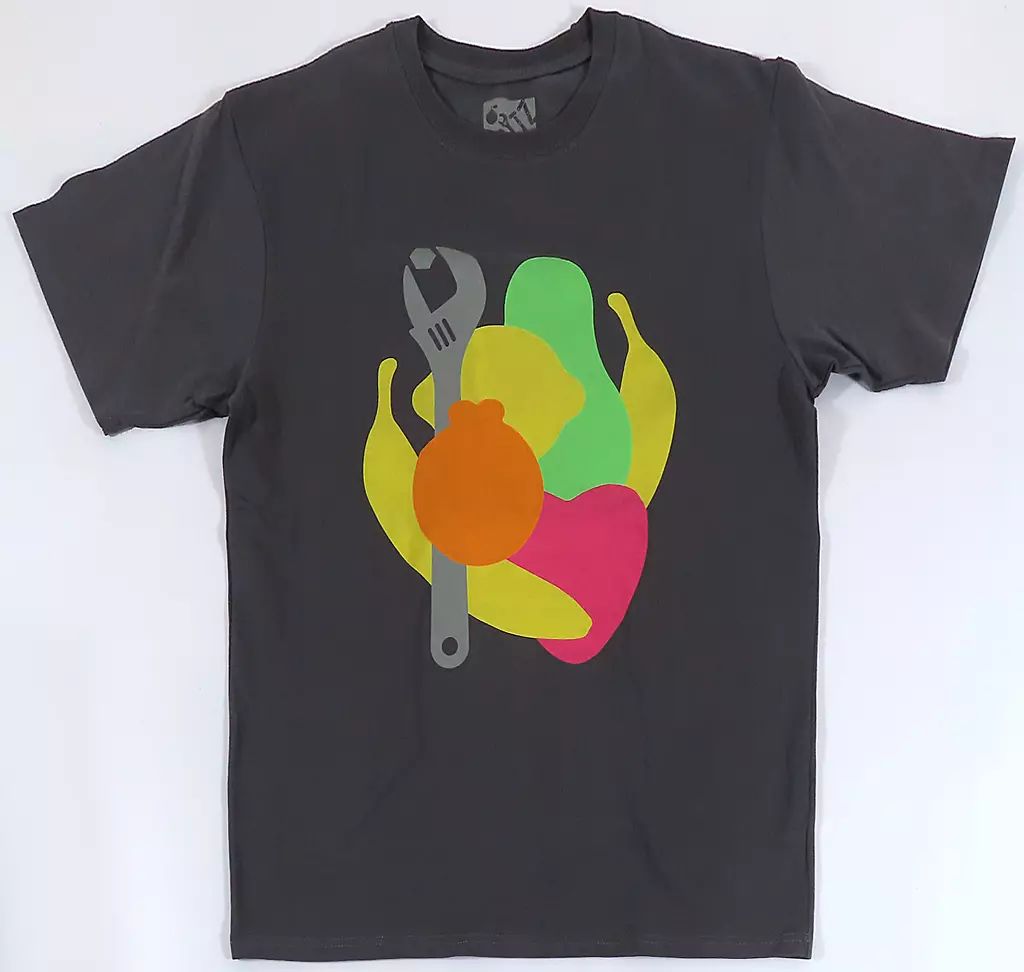 スピッツ20周年記念 ila×champion コラボパーカー Lサイズ スピッツ