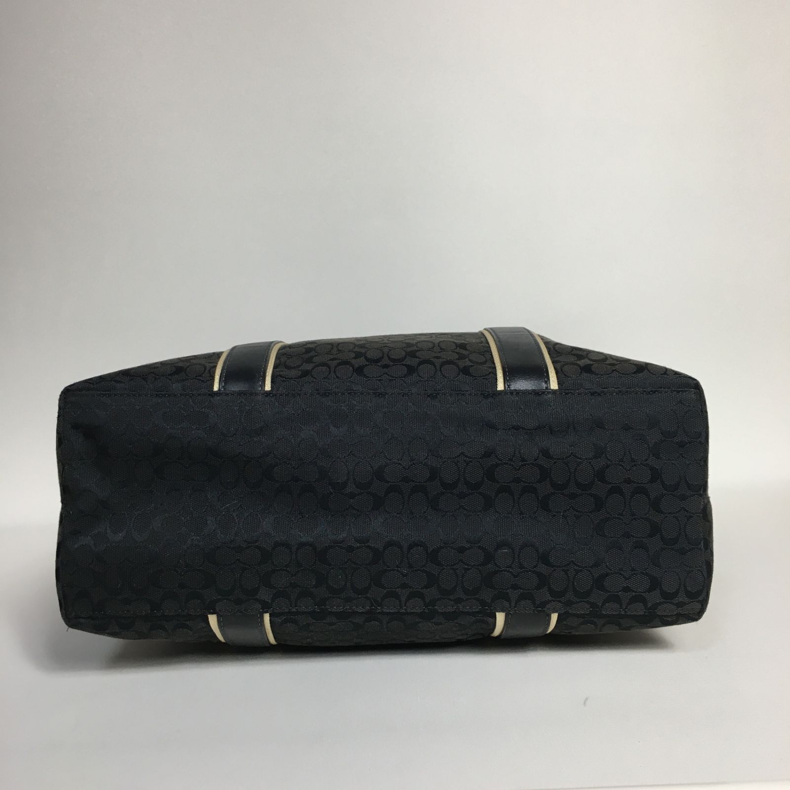 2504-216｜美品｜コーチ ミニシグネチャー トートバッグ ブラック 2504-216｜美品｜コーチ ミニシグネチャー トートバッグ
