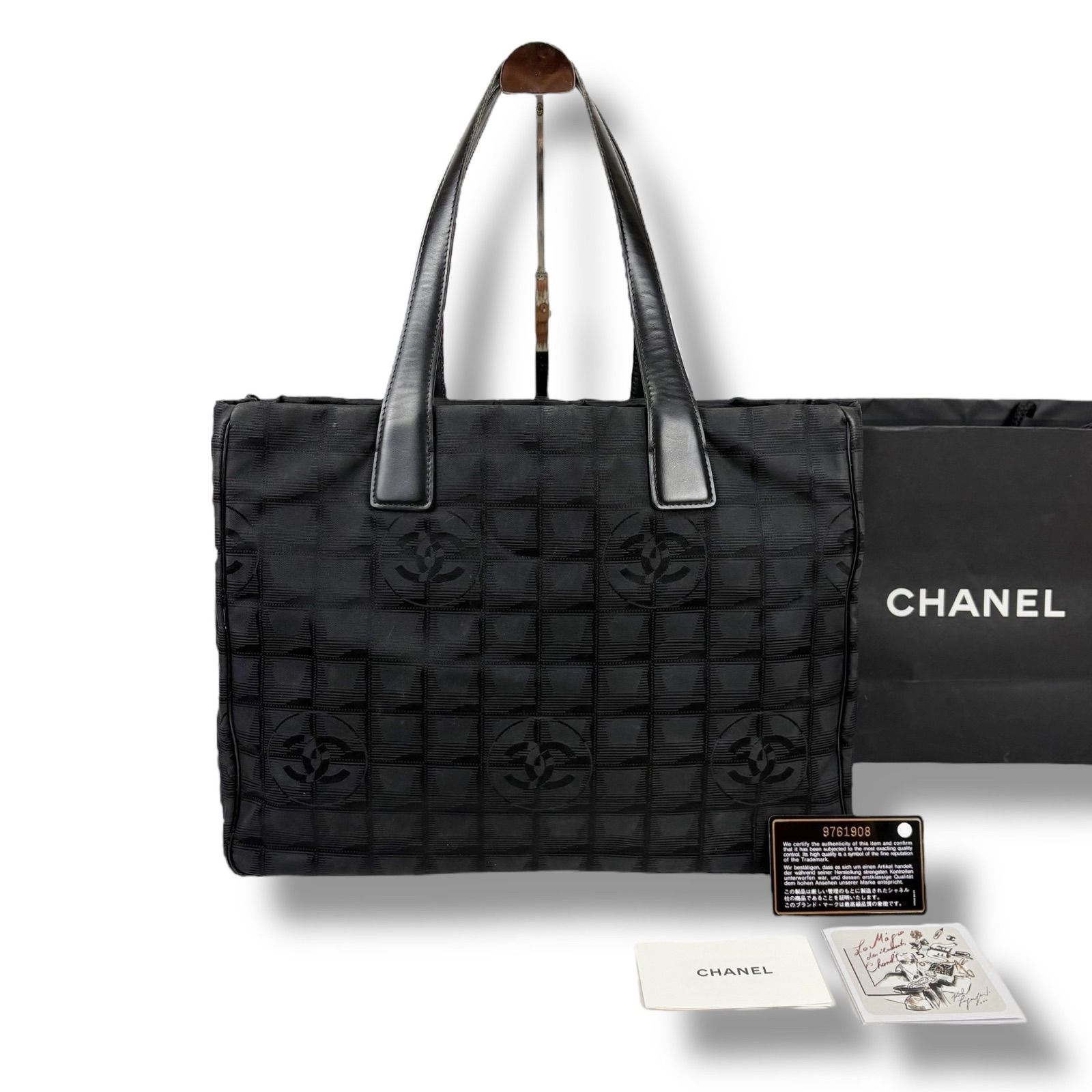 美品 シャネル ニュートラベルライン トートバッグ　ブラック channel ☆美品☆ CHANEL シャネル ニュートラベルライン トートバッグ