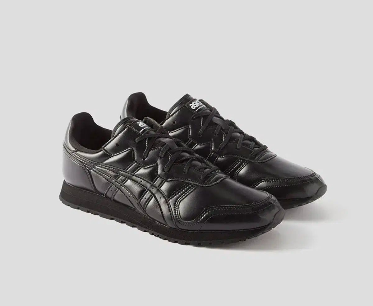 アシックス x コム デ ギャルソン シャツ OC ランナー ブラック