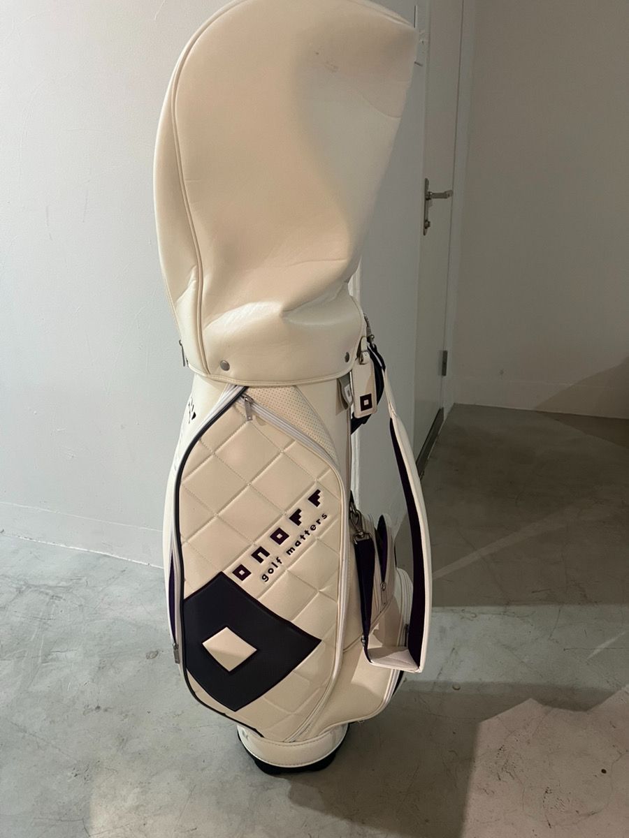 Suntory鳥のフィギュア付きウイスキー'90サントリーオープン記念ボトル Suntory鳥のフィギュア付きウイスキー'90サントリーオープン記念