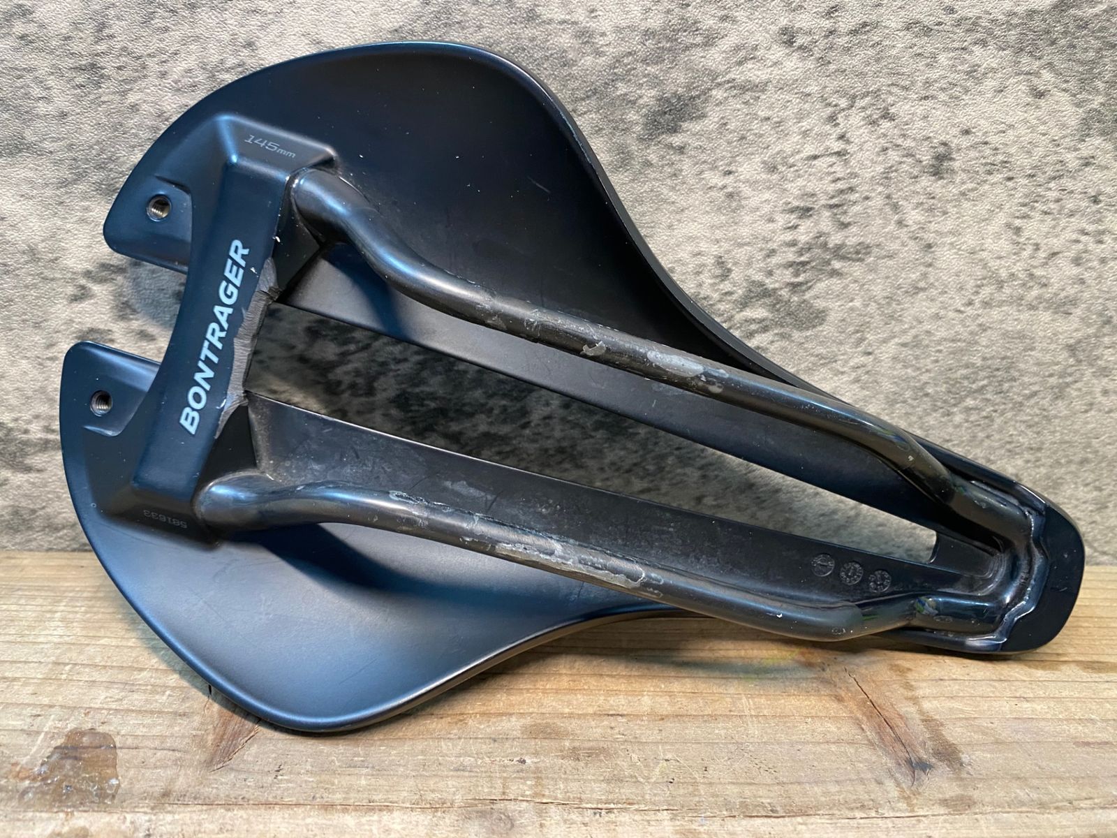 IT831 ボントレガー BONTRAGER AEOLUS PRO サドル 黒 145mm IT831 ボントレガー BONTRAGER AEOLUS PRO サドル 黒 145mm