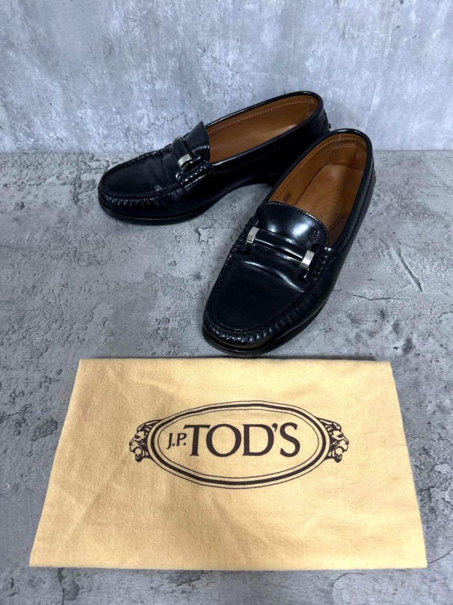 38TOD'S 黒 レザー ローファー 保存袋付き 38TOD´S 黒 レザー ローファー 保存袋付き
