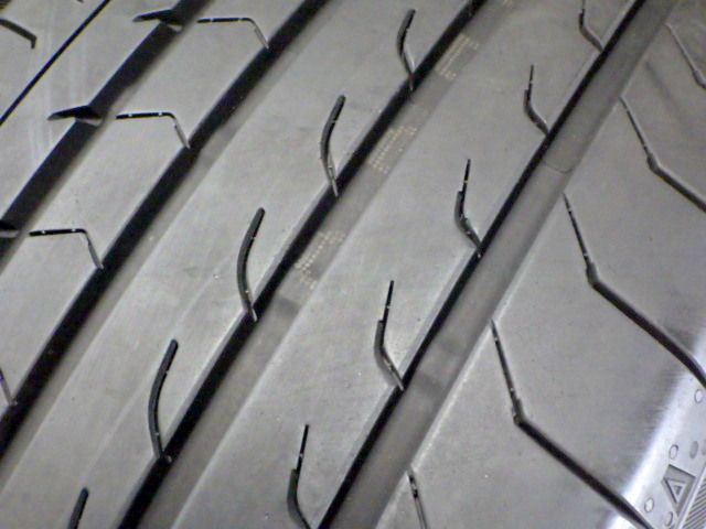 RV-03◆225 45R19◆2本