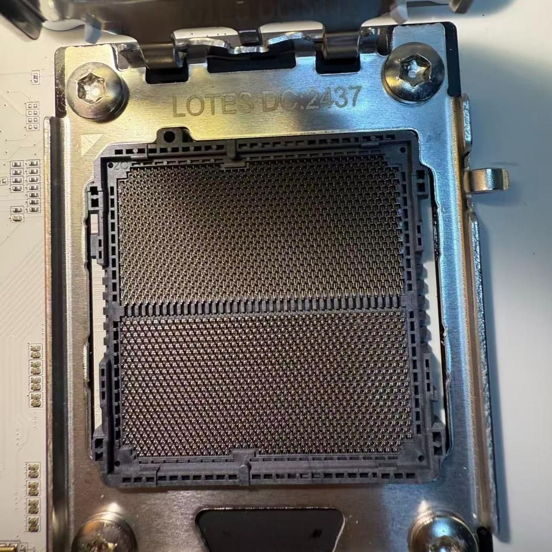 GIGABYTE X870 AORUSElite WIFI7 ICEマザーボード||728098 CHRISTIANNAURATH_COM_BR