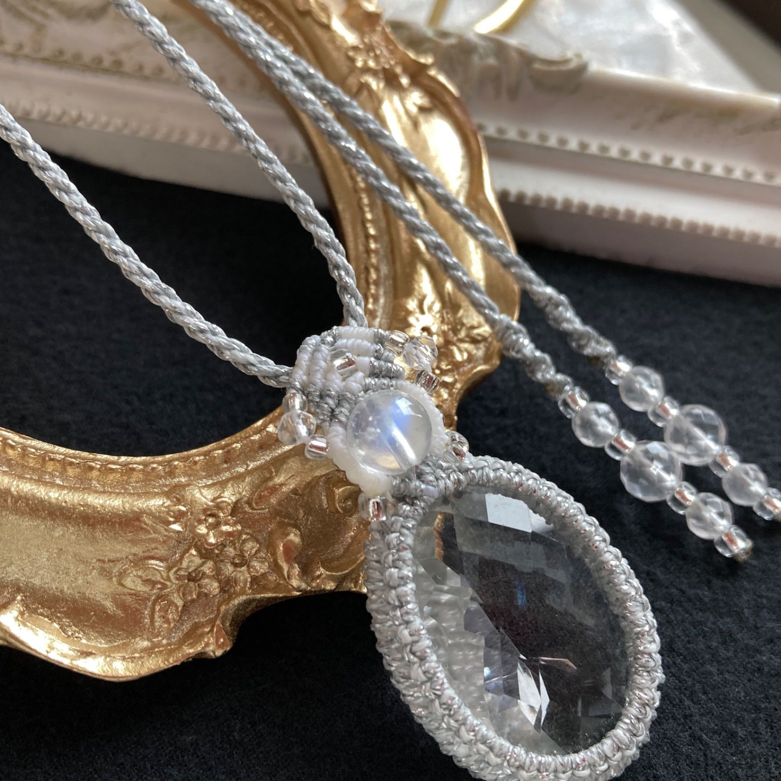 マクラメネックレス